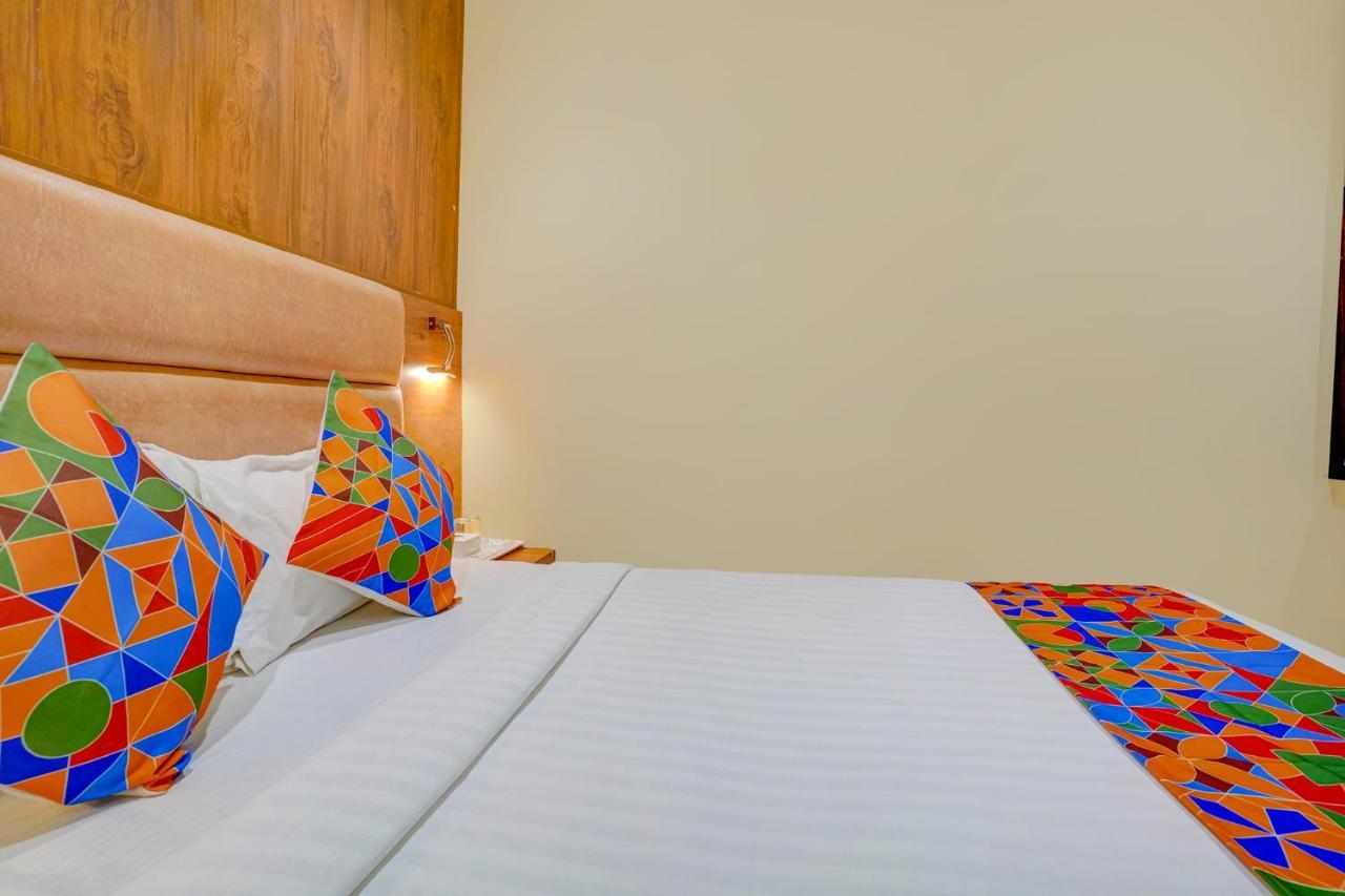 Fabexpress Colaba Grand Hotell Mumbai Eksteriør bilde